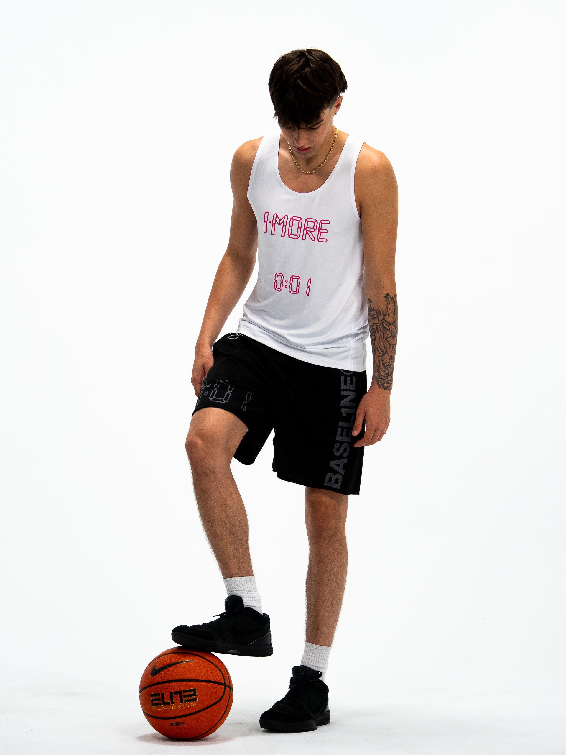 0:01 Compression Sleeveless in White/Pink